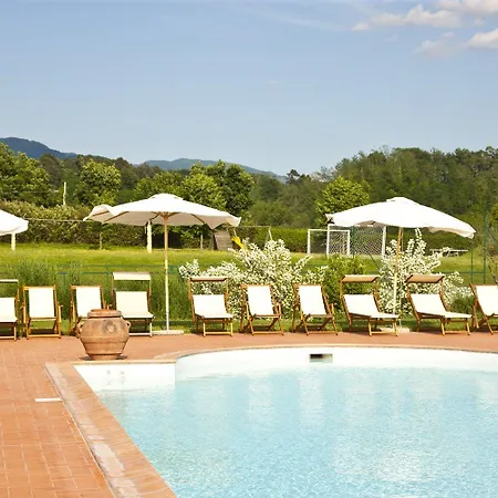 Monsignor Della Casa Country & Hotel