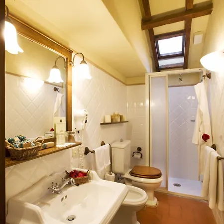 Monsignor Della Casa Country & Hotel 4*