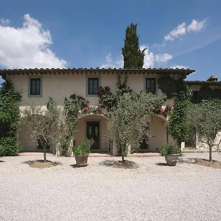 Monsignor Della Casa Country & 4*