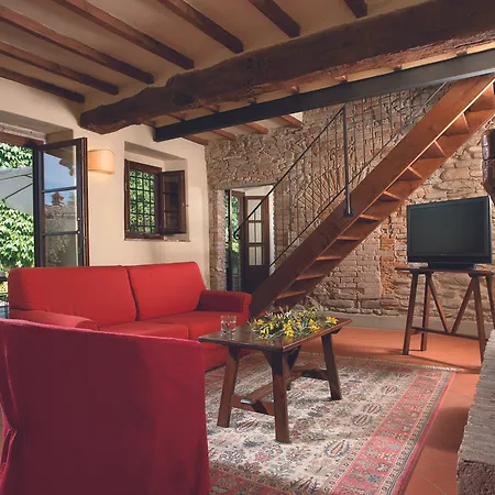 Monsignor Della Casa Country & 4*