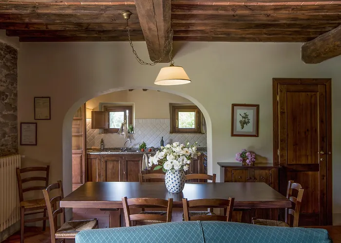 Monsignor Della Casa Country & Hotel 4*