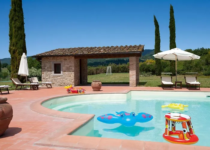 Monsignor Della Casa Country & 4*